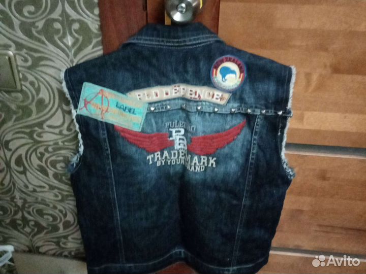 Безрукавка для мальчика