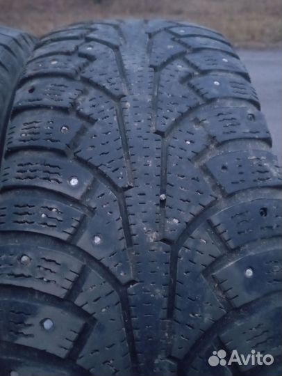 Nokian Tyres Hakkapeliitta 5 215/60 R17