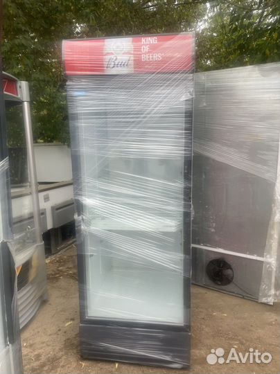 Холодильный шкаф со стеклянной дверью бу