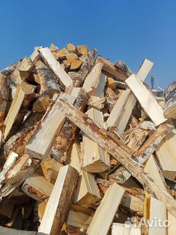 Дрова березовые колотые.Горбыль сухой пиленный