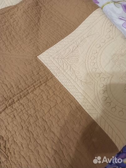 Покрывало на кровать новое