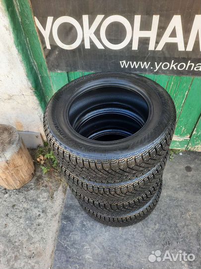 Gislaved Nord Frost 200 205/65 R16