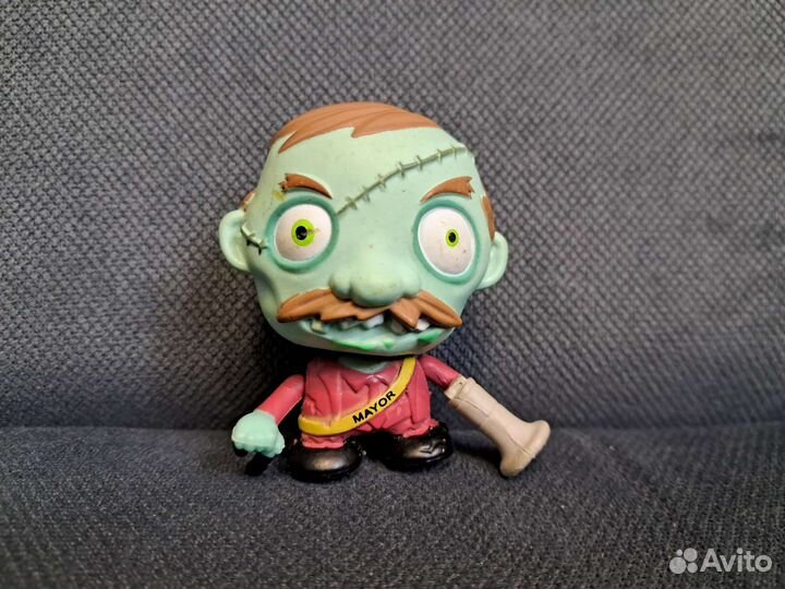 Zombie ziti фигурка Simba 6см