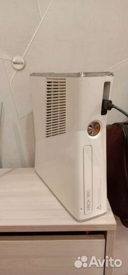 Xbox 360 slim