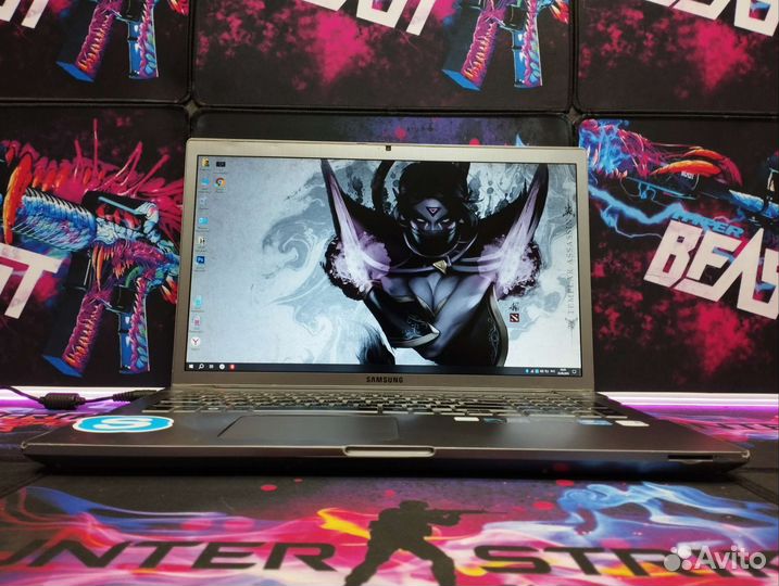 Игровой Samsung 17'3 i7 4GB видео 12GB озу SSD
