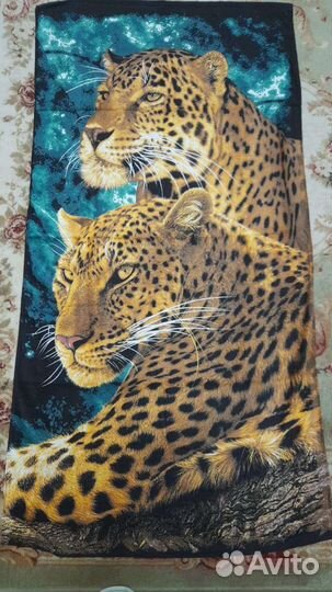 Полотенце новое 70 на 140