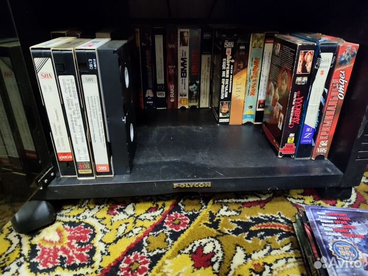 Двд диски фильмы, мп3 диски VHS видеокассеты