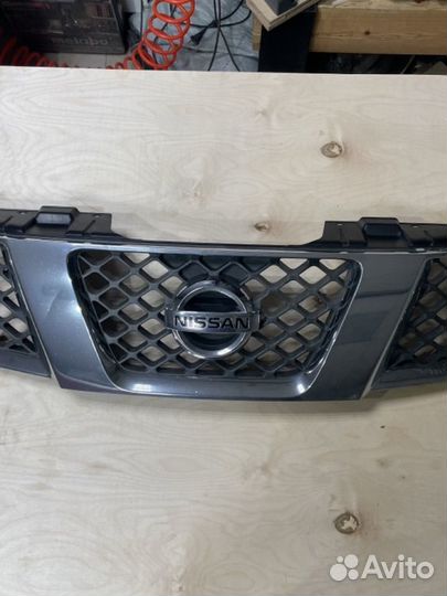 Решетка радиатора nissan pathfinder r 51