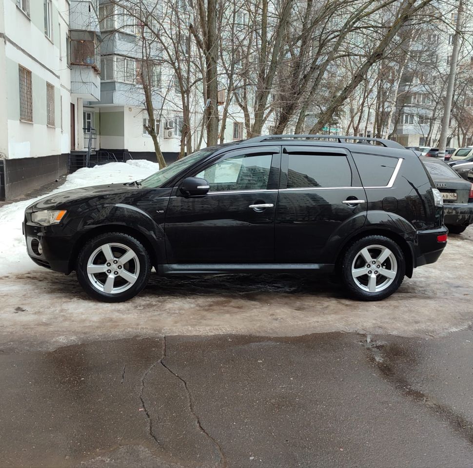 Mitsubishi Outlander: фото владельца