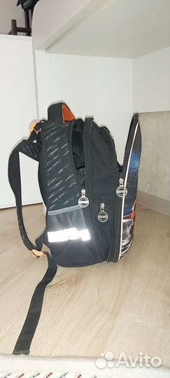 Портфель школьный рюкзак