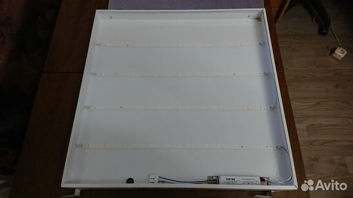 Светильник потолочный светодиодный