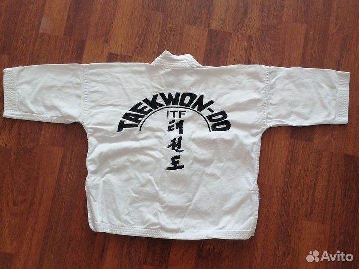 Кимоно для тхэквондо