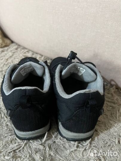 Кроссовки columbia 34