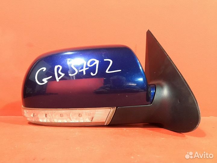 Зеркало заднего вида правое Hyundai Santa Fe Cm