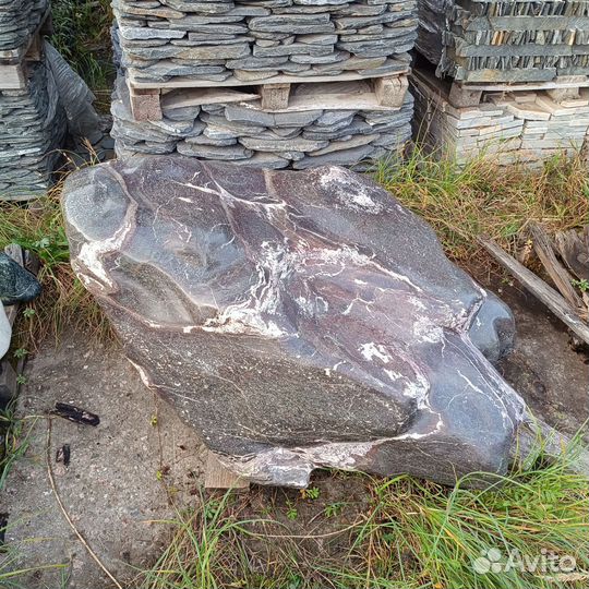 Камень природный