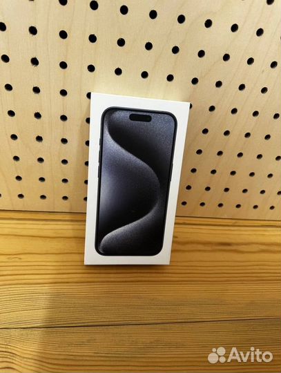 iPhone 15 Pro, 256 ГБ