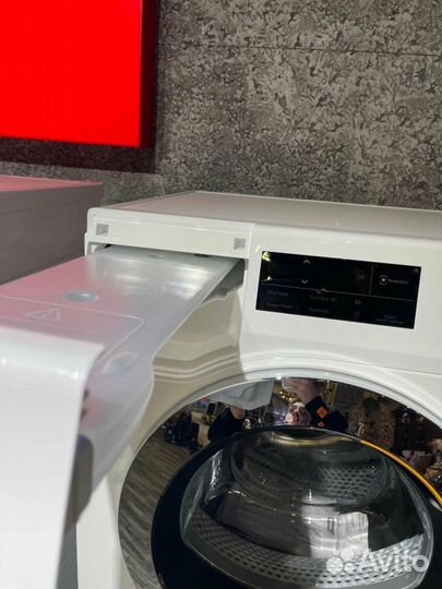 Сушильная машина Miele TEL795WP, белый лотос