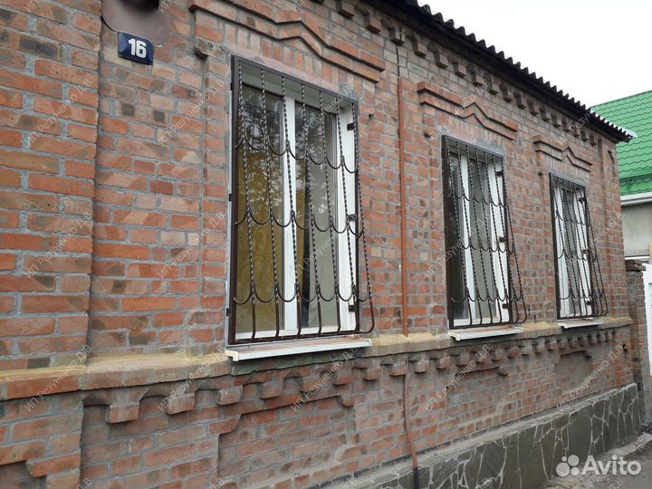 Решетки на окна 2.4х2.65 м