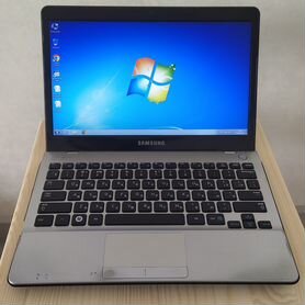 Нетбук Samsung np305