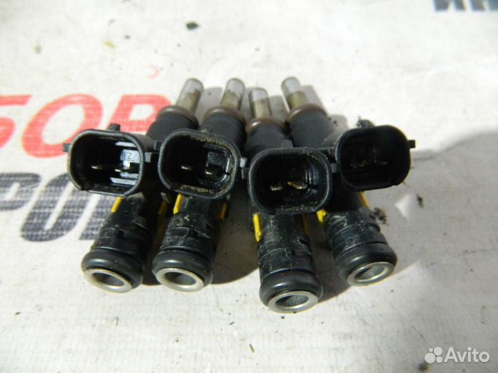 Форсунка инжекторная электрическая для Peugeot 300