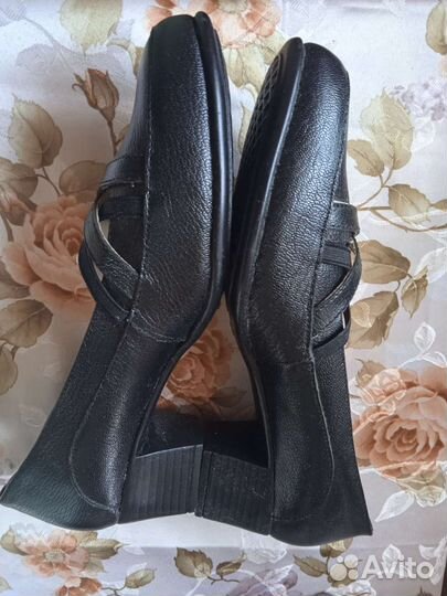 Туфли женские 38 размер новые