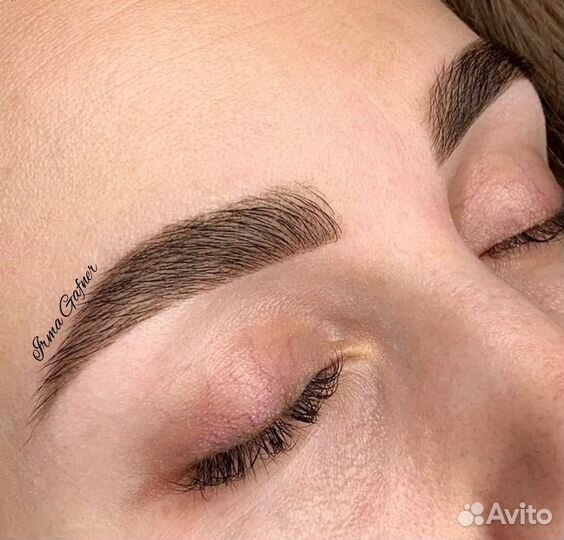 Мастер бровист