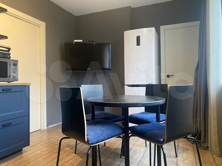 2-к. квартира, 71 м², 2/25 эт.