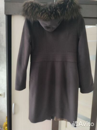 Пальто женское зимнее с мехом 44