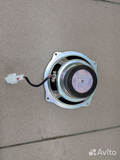 Динамик передний, задний Hyundai H-1 Grand Starex