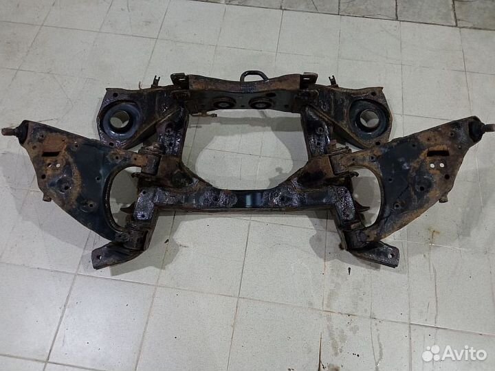 Накладка бампера переднего Mitsubishi Pajero Sport