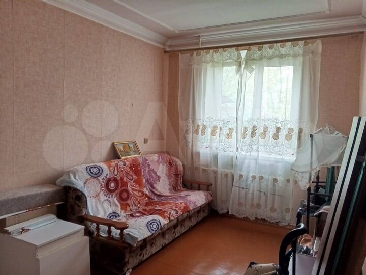 Доля в 2-к. квартире, 45 м², 1/1 эт.