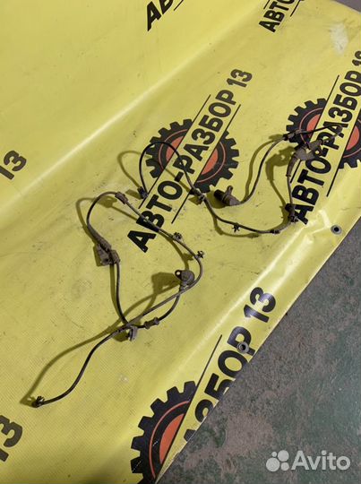 Датчик абс левый правый Хендай Элантра 3 XD