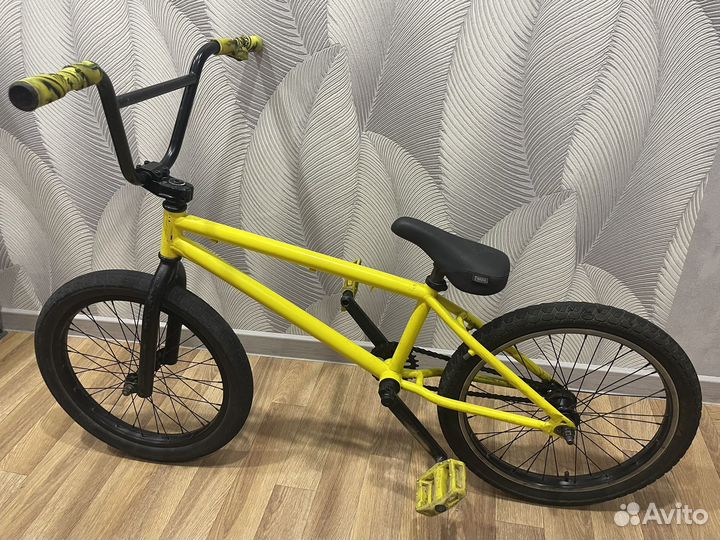 Трюковой велосипед bmx