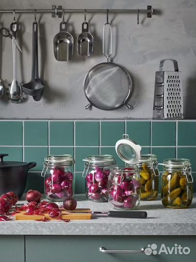 Банка с крышкой Икеа Коркен 1л