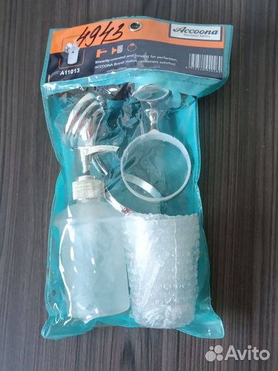 Набор мыльница и стакан с креплениями на стену