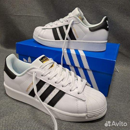 Кроссовки adidas superstar