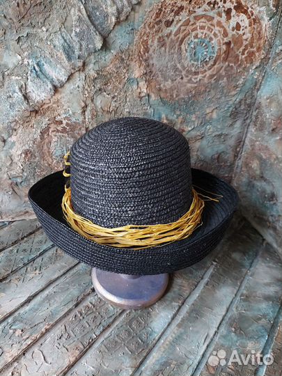 Шляпа женская соломенная