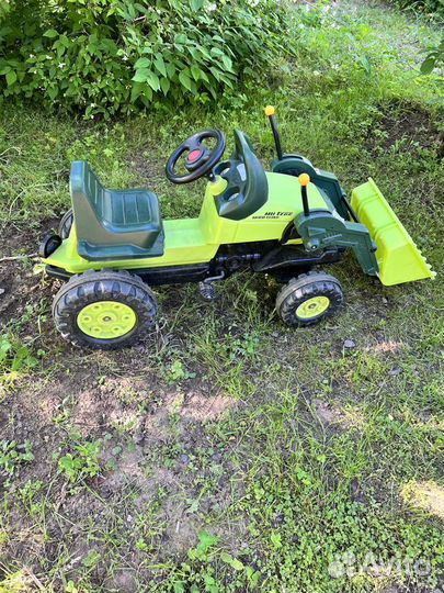 Трактор с педалями и ковшом Big