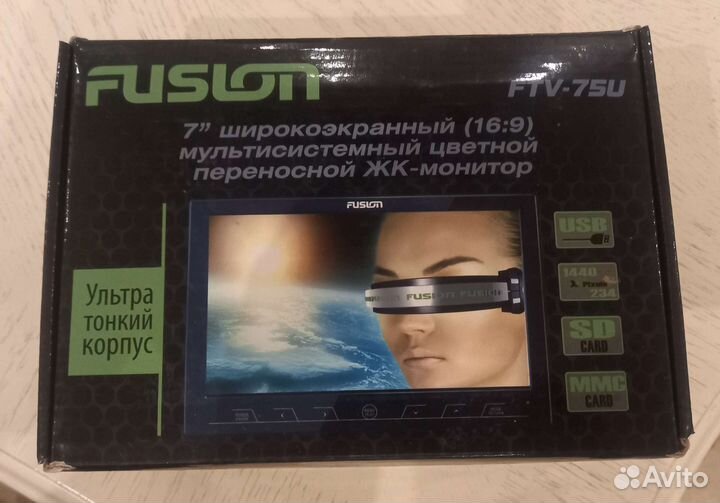 Автомобильный телевизор с встроенным тюнером