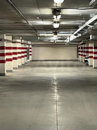 Машиноместо, 24 м²