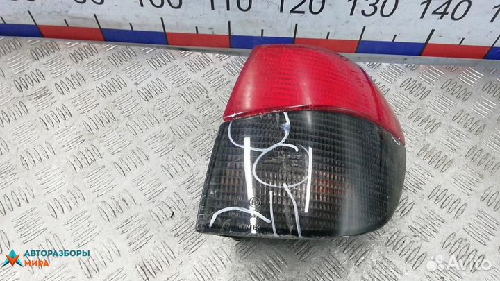 Фонарь задний правый Peugeot 406 рест. 2000