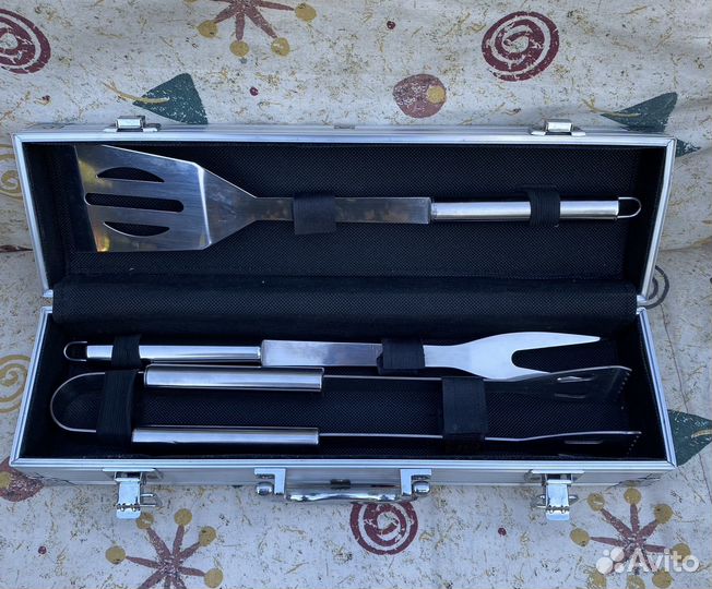 Набор для гриля и барбекю в кейсе
