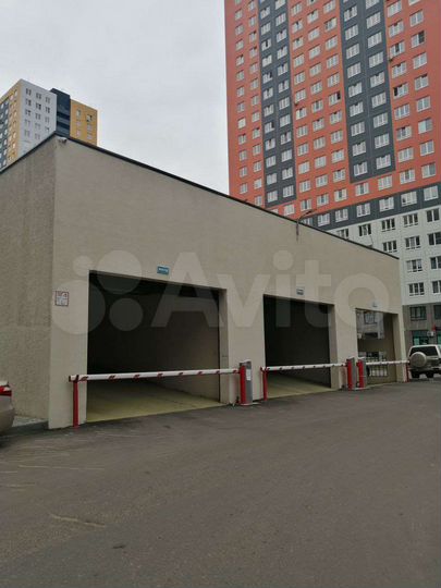 Машиноместо, 12 м²