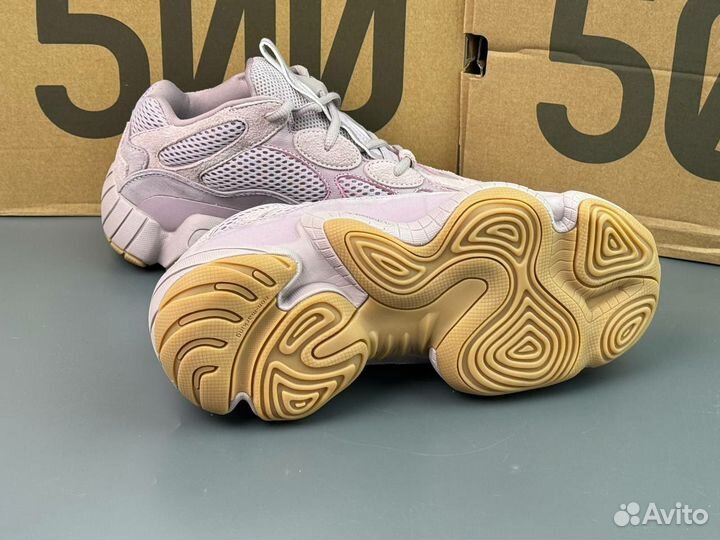 Кроссовки женские Adidas Yeezy 500 Soft Vision