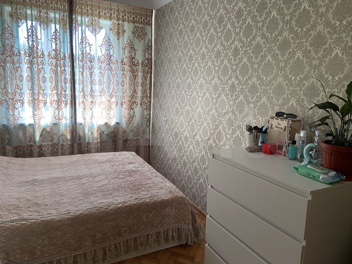 4-к. квартира, 61 м², 1/5 эт.