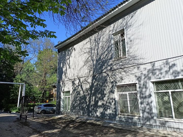 Производство, 615 м²