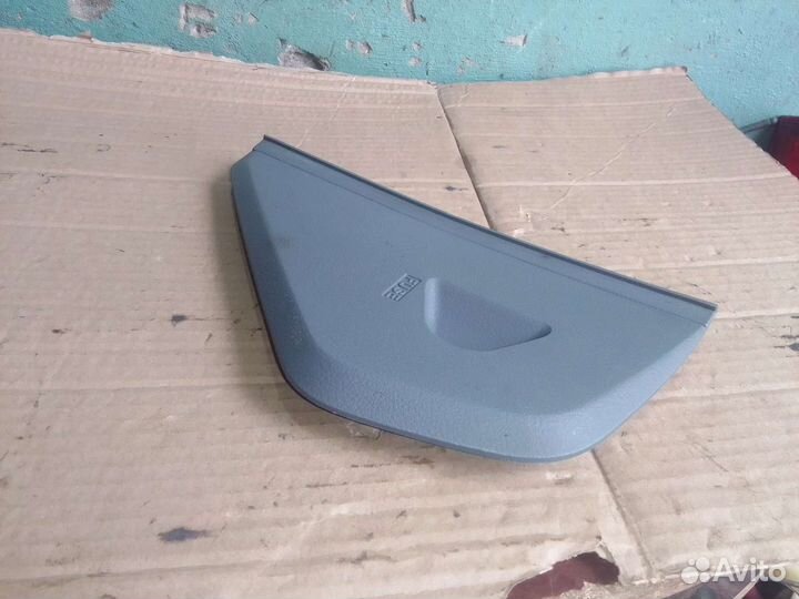 Крышка боковая левая торпеды Chevrolet Aveo T200