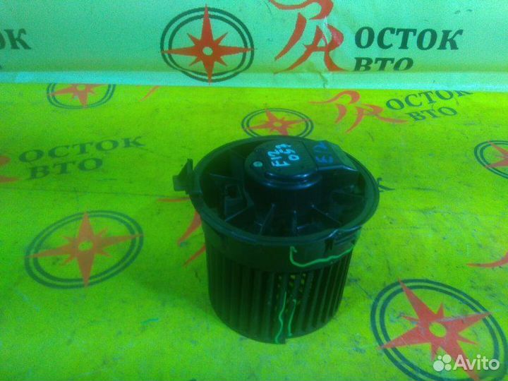 Мотор печки Nissan Note E12