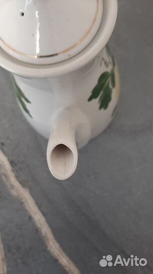 Графины и салатник