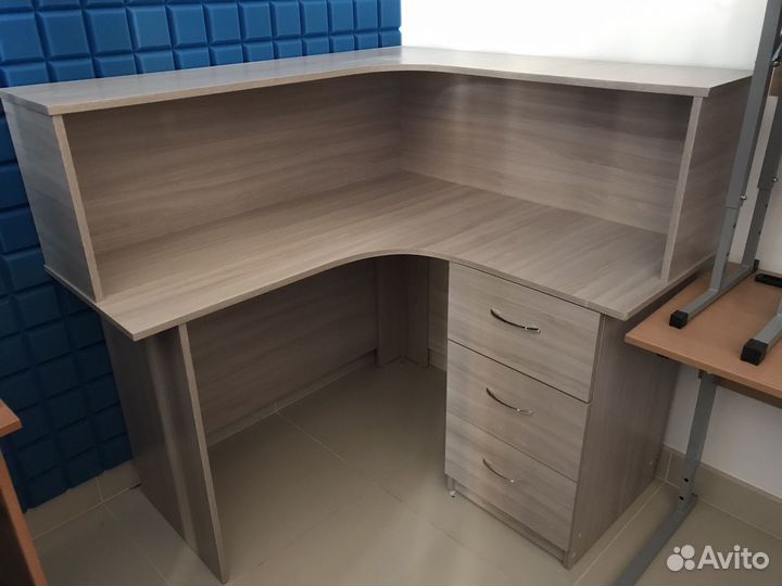 Стол компьютерный угловой б/у